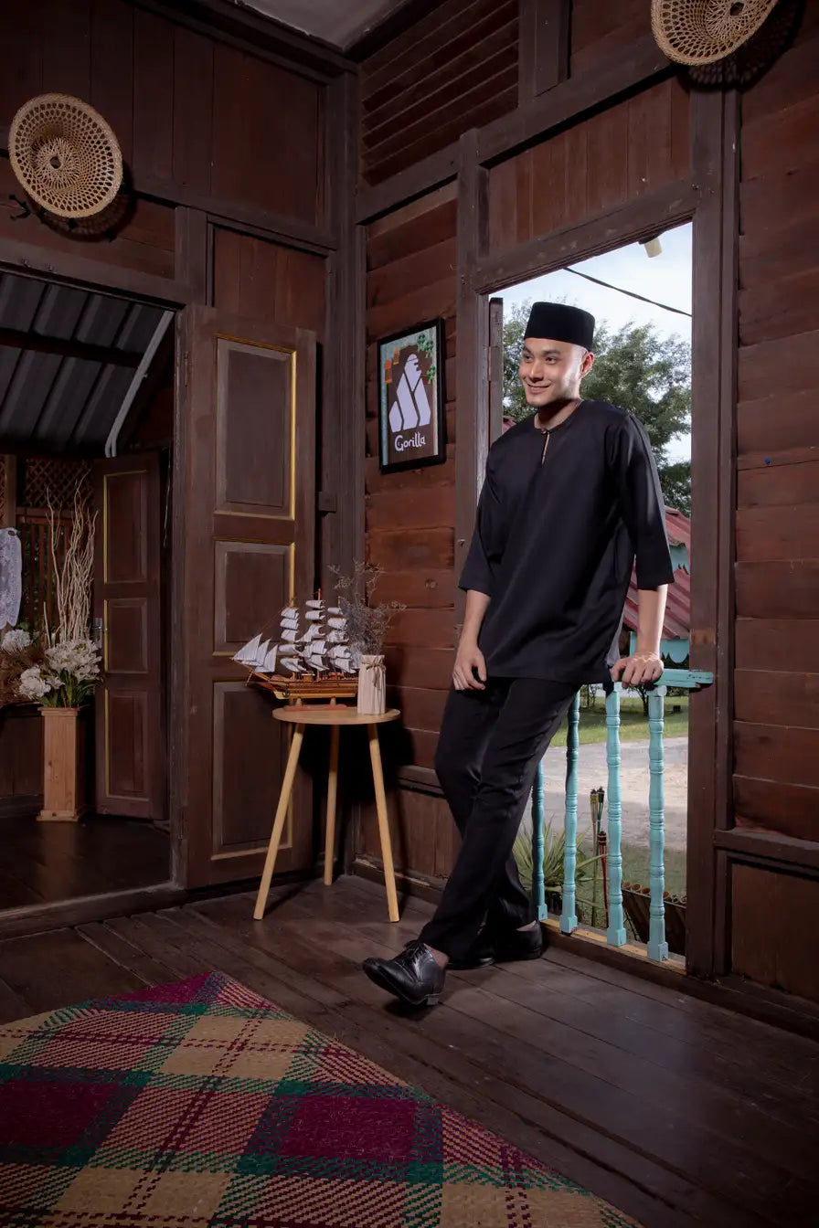 Kurta Gorilla - Dewasa - Black