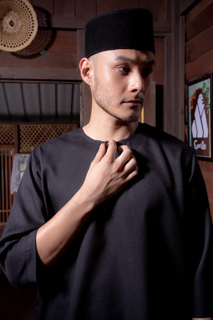 Kurta Gorilla - Dewasa - Black