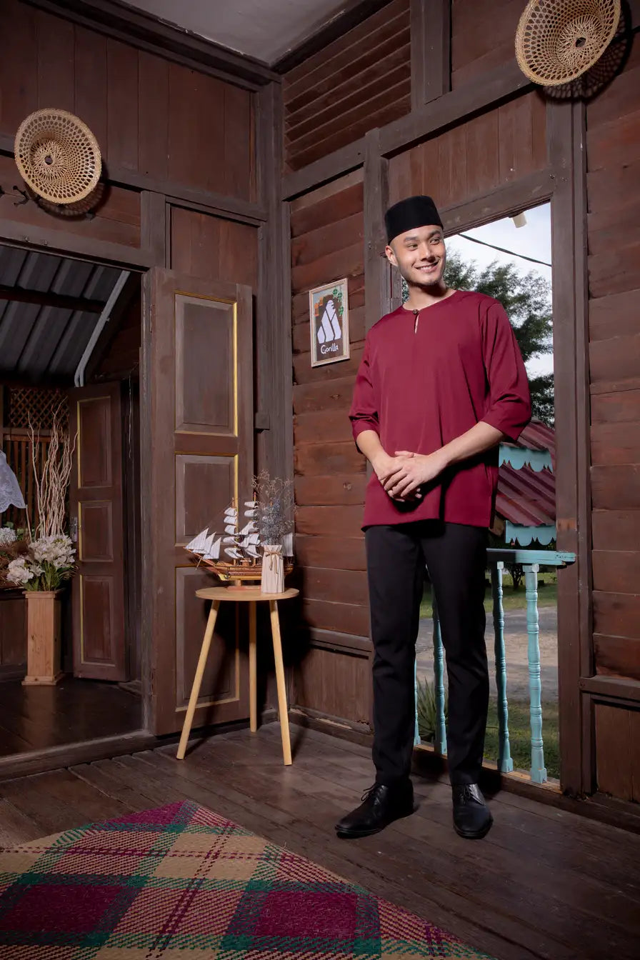 Kurta Gorilla - Dewasa - Burgundy