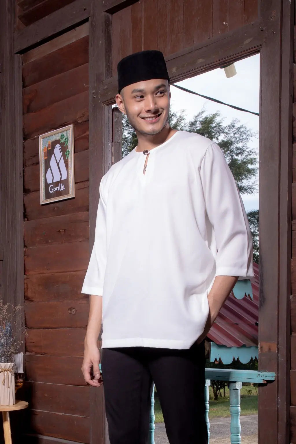 Kurta Gorilla - Dewasa - White
